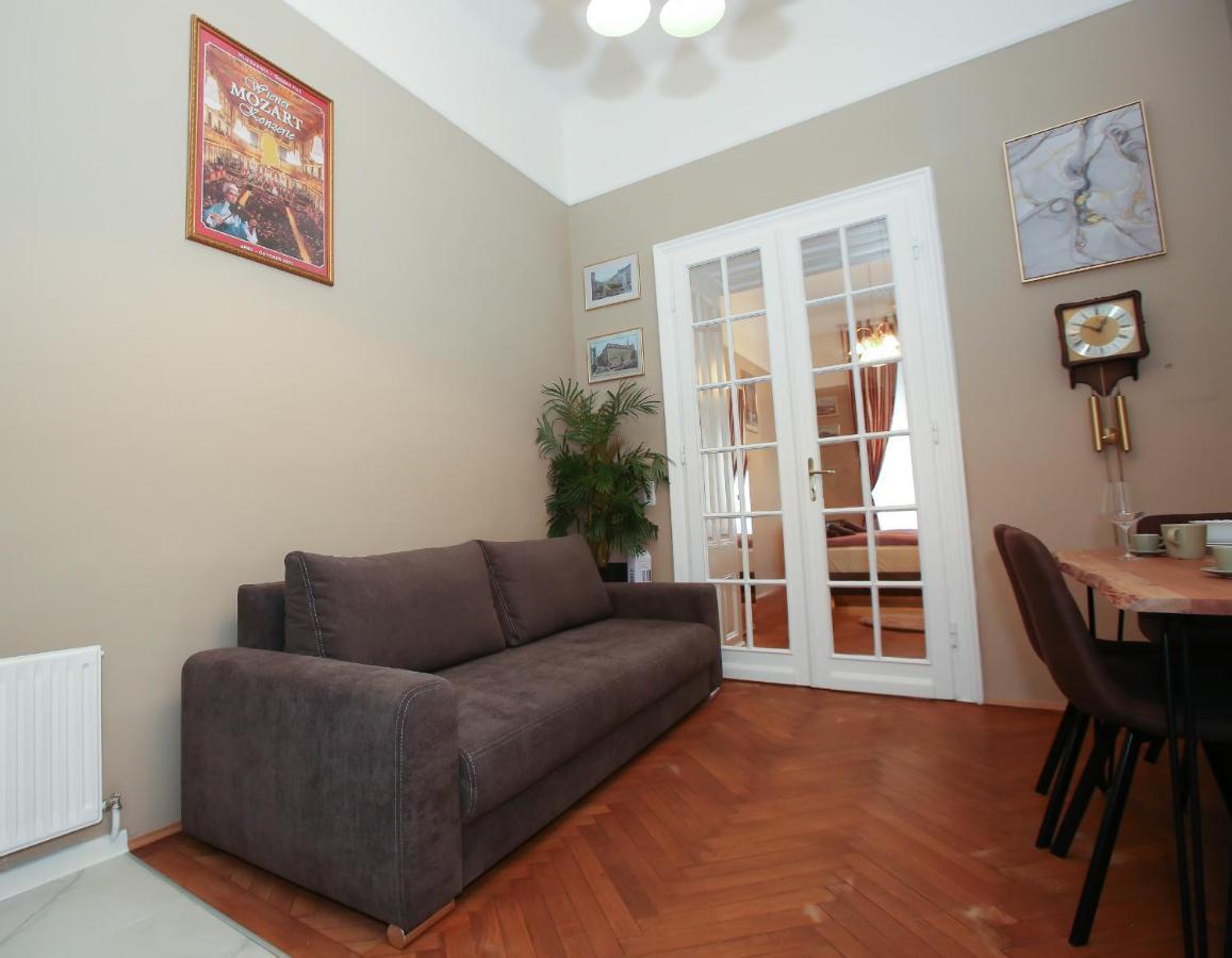 Apartments Vienna Opera Екстериор снимка